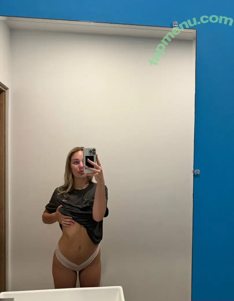 badgyalrachh nude photo #0064 (badgyalricka_)