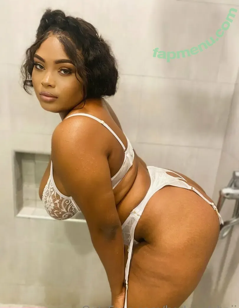 badgyalshaii nude photo #0001 (badgyalshaii)