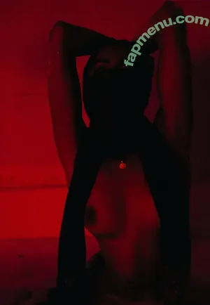  nude photo #0007