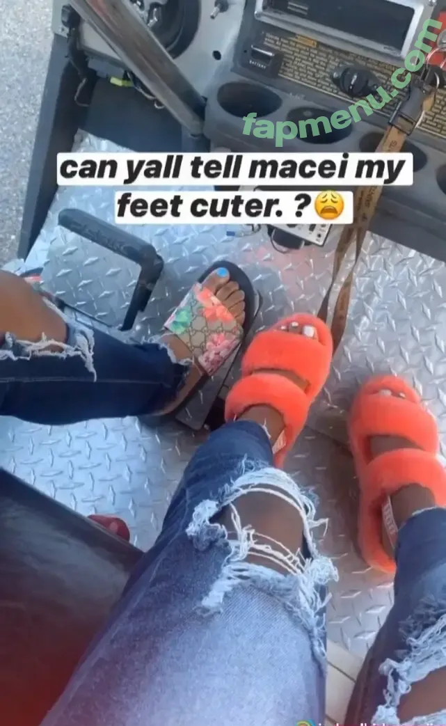 badkidmirah nude photo #0003 (badkidmirah)