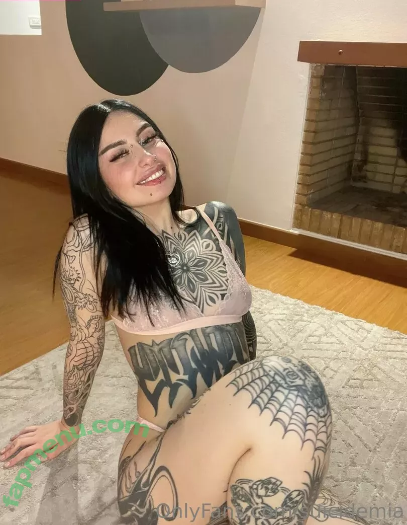 badkittymia nude photo #0051 (theebadbk)