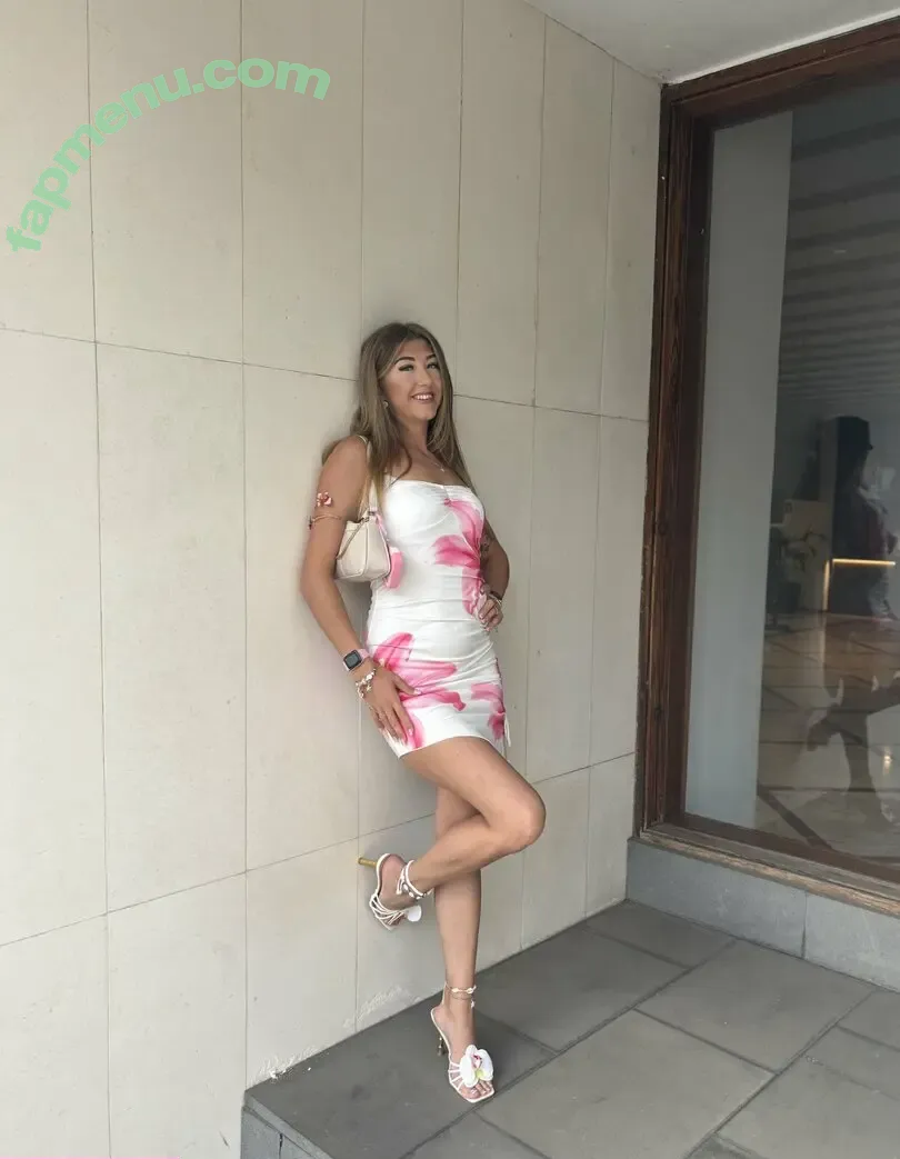 badlills201 nude photo #0011 (badlills201)