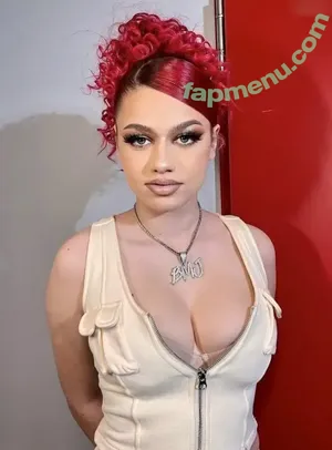 Badmómzjay / badmomzjay nude photo #0004