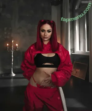 Badmómzjay / badmomzjay nude photo #0020