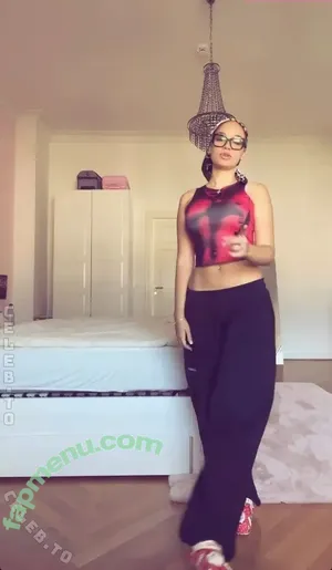 Badmómzjay / badmomzjay nude photo #0618