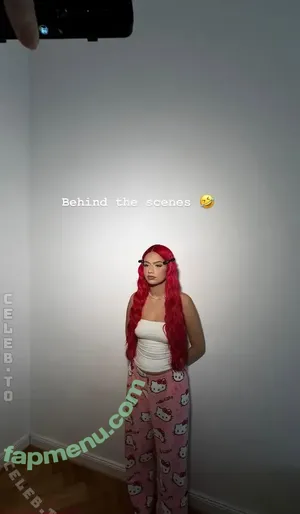 Badmómzjay / badmomzjay nude photo #0644