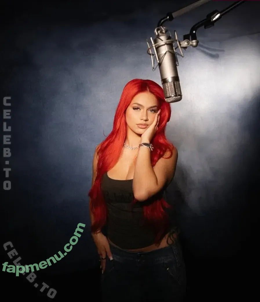 Badmómzjay nude photo #0640 (badmomzjay)