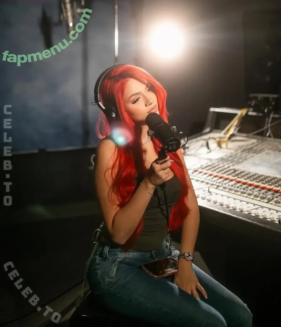 Badmómzjay nude photo #0643 (badmomzjay)