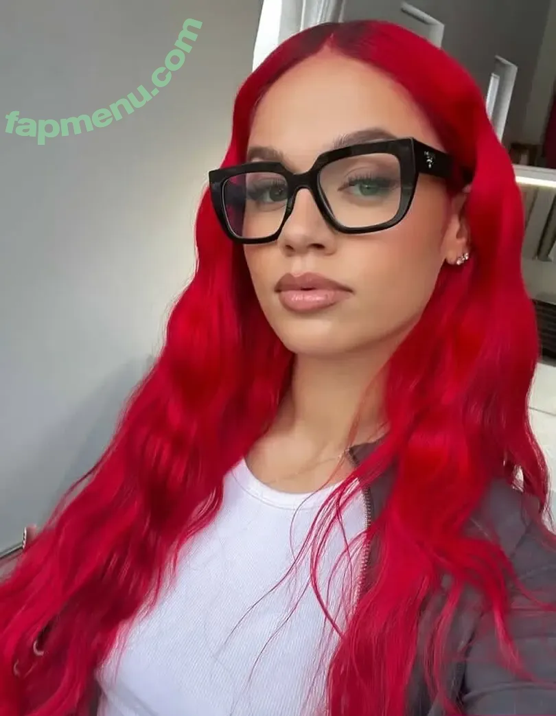 badmomzjay nude photo #0294 (badmomzjay)