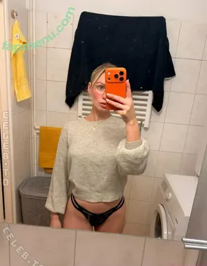 baebaezoe / baebae.zoe / baebae_zoe nude photo #0511