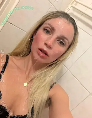 baebaezoe / baebae.zoe / baebae_zoe nude photo #0570