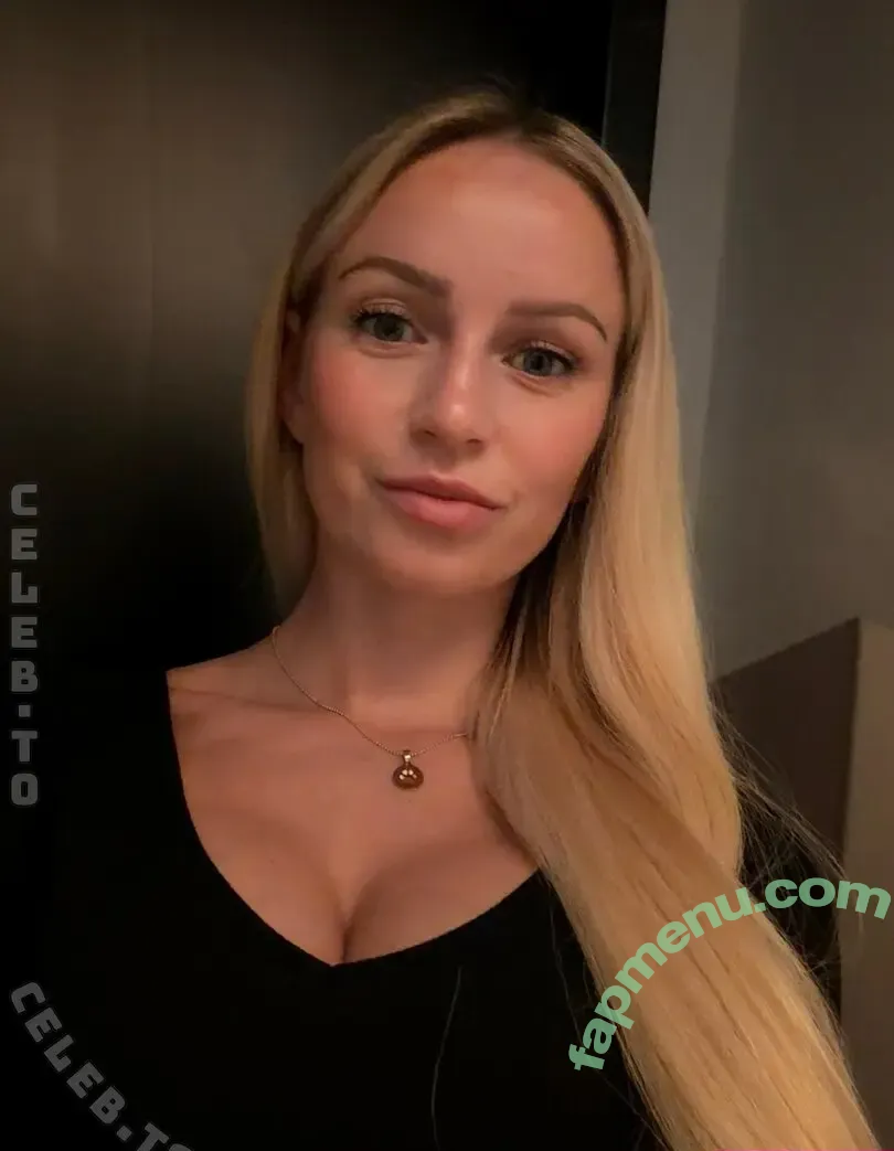 baebaezoe nude photo #0459 (baebae.zoe / baebae_zoe / profil)