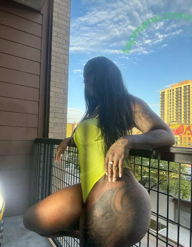 BaeFromHouston nude photo #0010 (baefromhouston1 / baegoddesss)