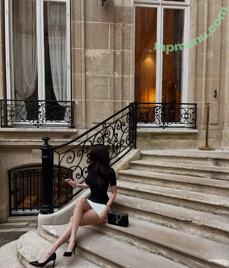 Baek Si Young nude photo #0100 (Si young baek / Si.young)