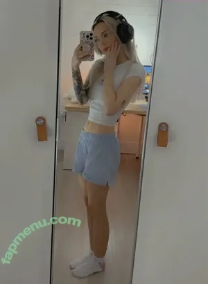 Baffy / buffylovesvampires / missbaffytwitch nude photo #0055