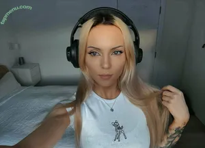 Baffy / buffylovesvampires / missbaffytwitch nude photo #0065