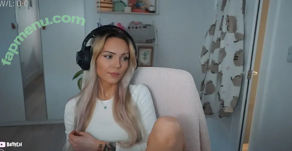 Baffy nude photo #0028 (buffylovesvampires / missbaffytwitch)