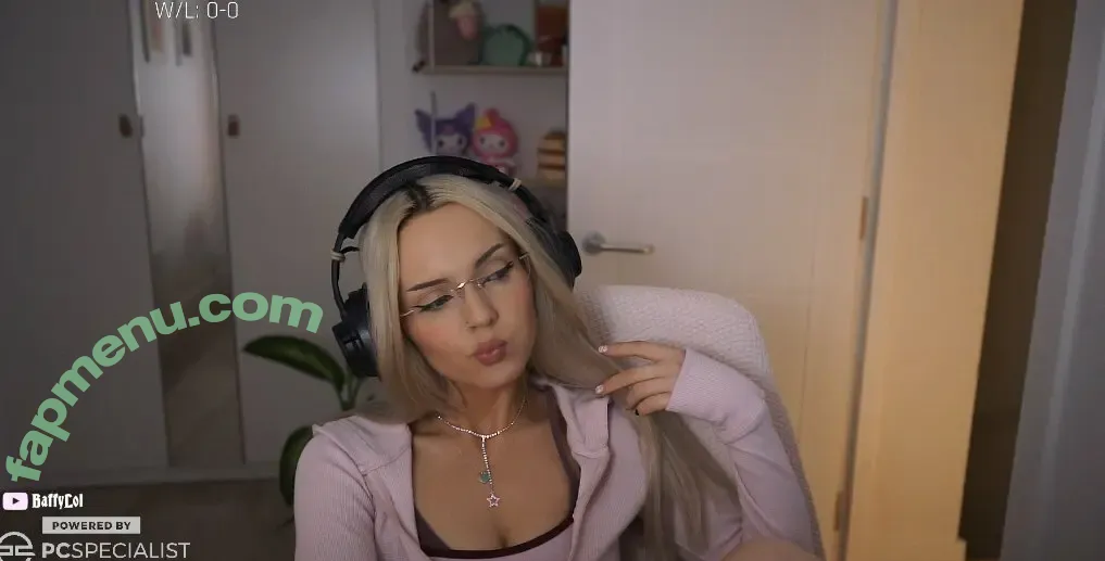 Baffy nude photo #0042 (buffylovesvampires / missbaffytwitch)