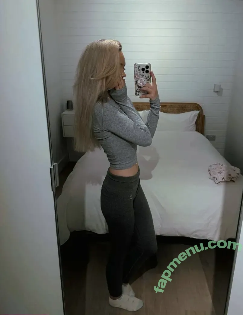 Baffy nude photo #0044 (buffylovesvampires / missbaffytwitch)