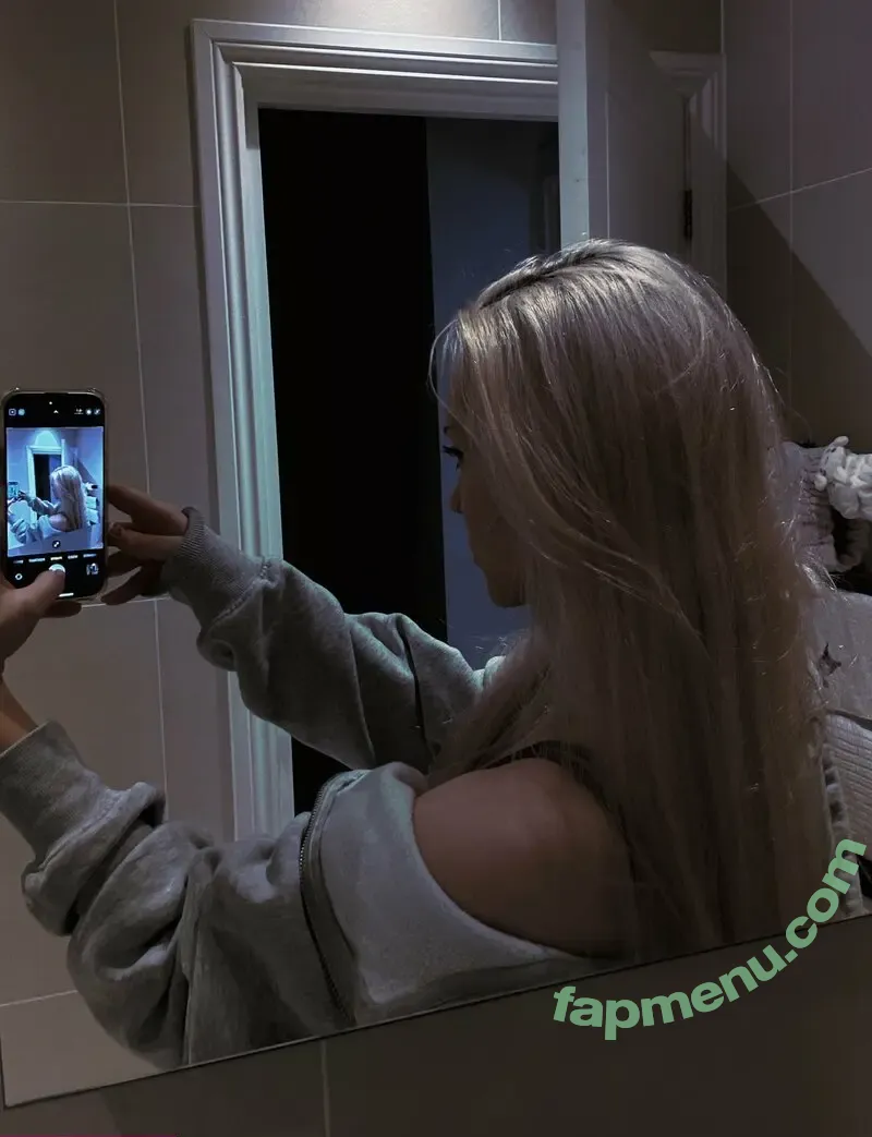 Baffy nude photo #0052 (buffylovesvampires / missbaffytwitch)