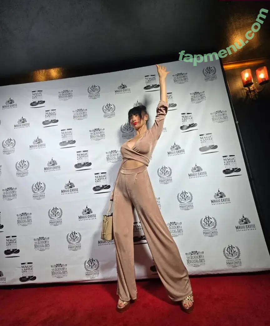 Bai Ling nude photo #1428 (iambailing)