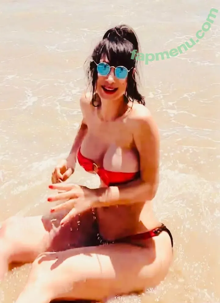 Bai Ling nude photo #1462 (iambailing)