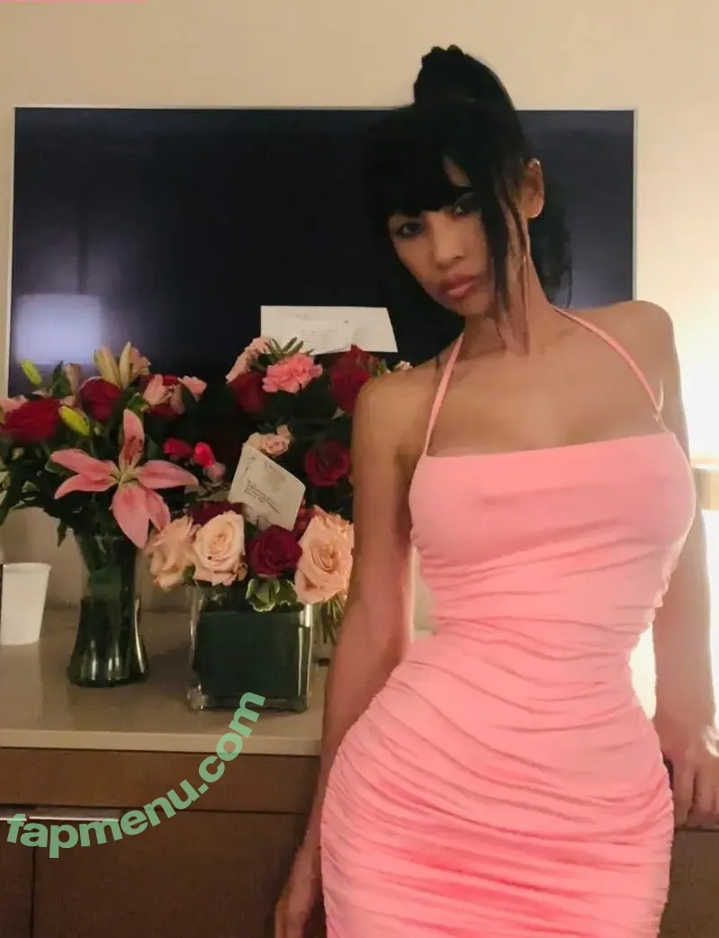 Bai Ling nude photo #1602 (RealBaiLing / iambailing)