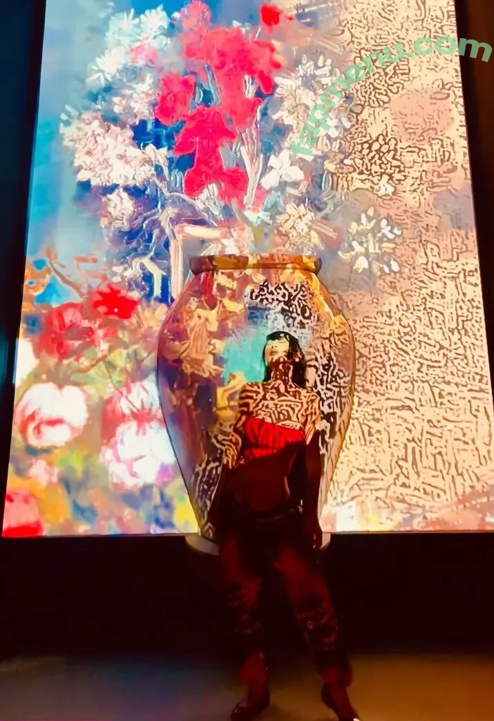 Bai Ling nude photo #1621 (RealBaiLing / iambailing)