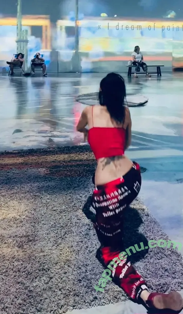 Bai Ling nude photo #1628 (RealBaiLing / iambailing)