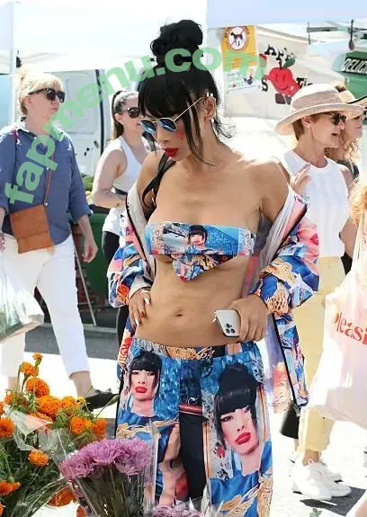 Bai Ling nude photo #1791 (RealBaiLing / iambailing)