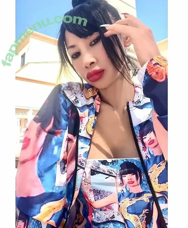 Bai Ling nude photo #1809 (RealBaiLing / iambailing)