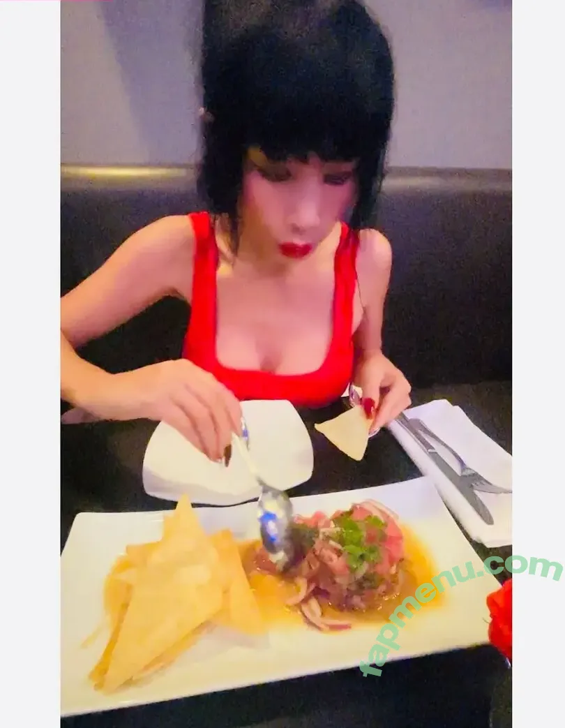 Bai Ling nude photo #1950 (RealBaiLing / iambailing)