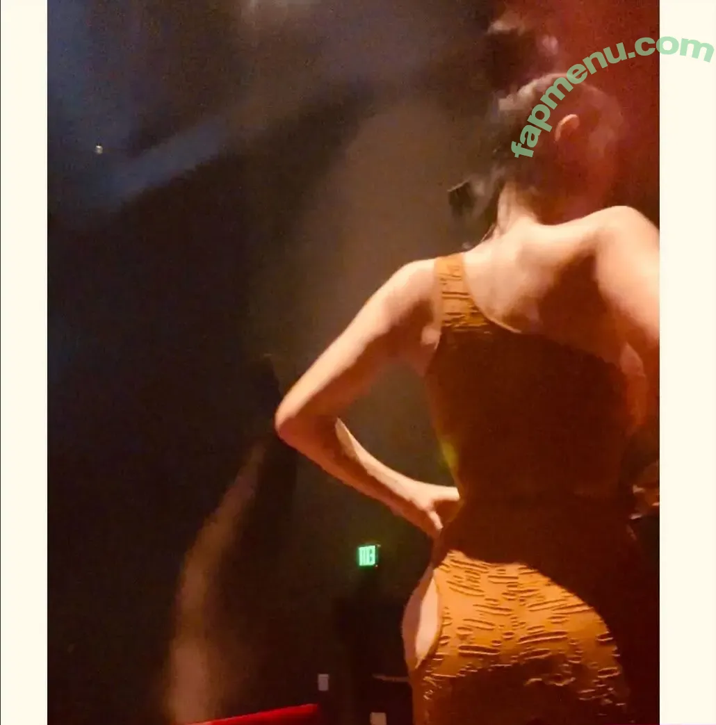 Bai Ling nude photo #2085 (iambailing)