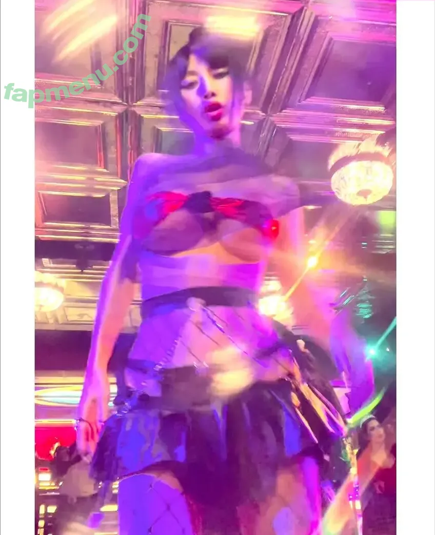 Bai Ling nude photo #2138 (RealBaiLing / iambailing)