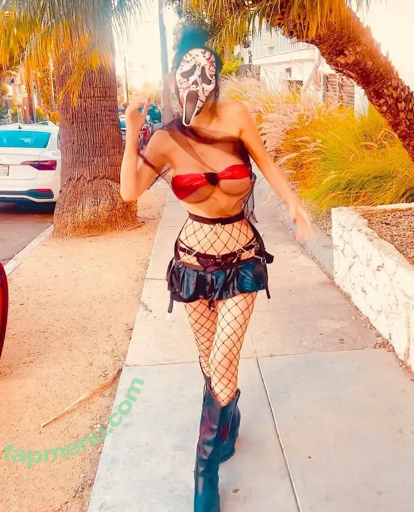 Bai Ling nude photo #2147 (RealBaiLing / iambailing)