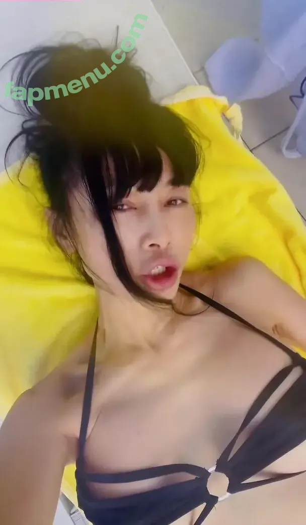 Bai Ling nude photo #2219 (RealBaiLing / iambailing)
