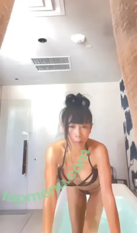 Bai Ling nude photo #2260 (RealBaiLing / iambailing)