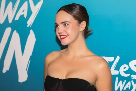 Bailee Madison / baileemadison / bailey_madis0n nude photo #0135