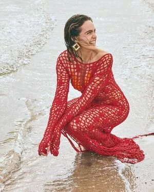 Bailee Madison / baileemadison / bailey_madis0n nude photo #0141