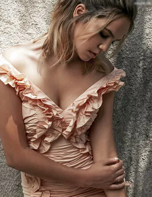 Bailee Madison / baileemadison / bailey_madis0n nude photo #0212
