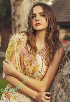 Bailee Madison / baileemadison / bailey_madis0n nude photo #0714
