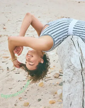 Bailee Madison / baileemadison / bailey_madis0n nude photo #0757