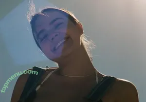 Bailee Madison / baileemadison / bailey_madis0n nude photo #0785