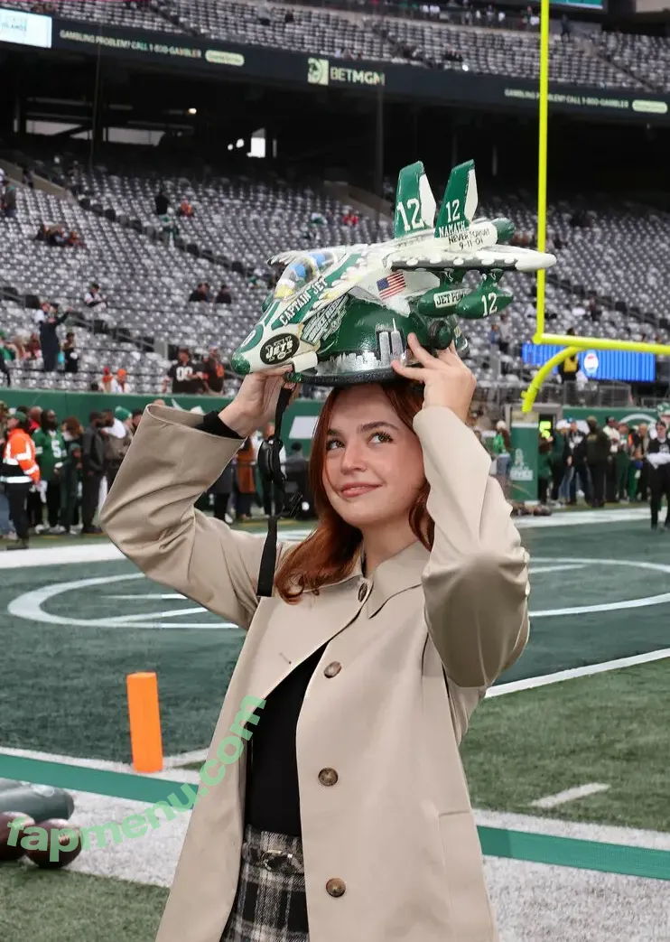 Bailee Madison nude photo #0743 (baileemadison / bailey_madis0n)