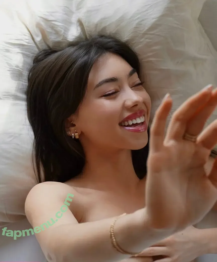 baileeehenderson nude photo #0002 (baileeehenderson)