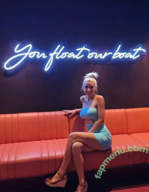 Bailey Johnson /  / anyuser / baileybi / bibailey / bibailey2021 nude photo #0036