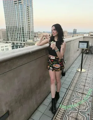 Bailey Meyers / bailienvspredator nude photo #0104