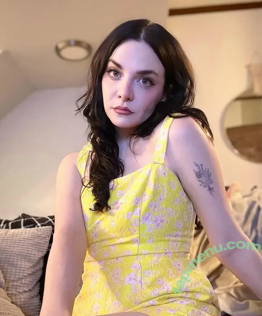 Bailey Meyers nude photo #0019 (bailienvspredator)