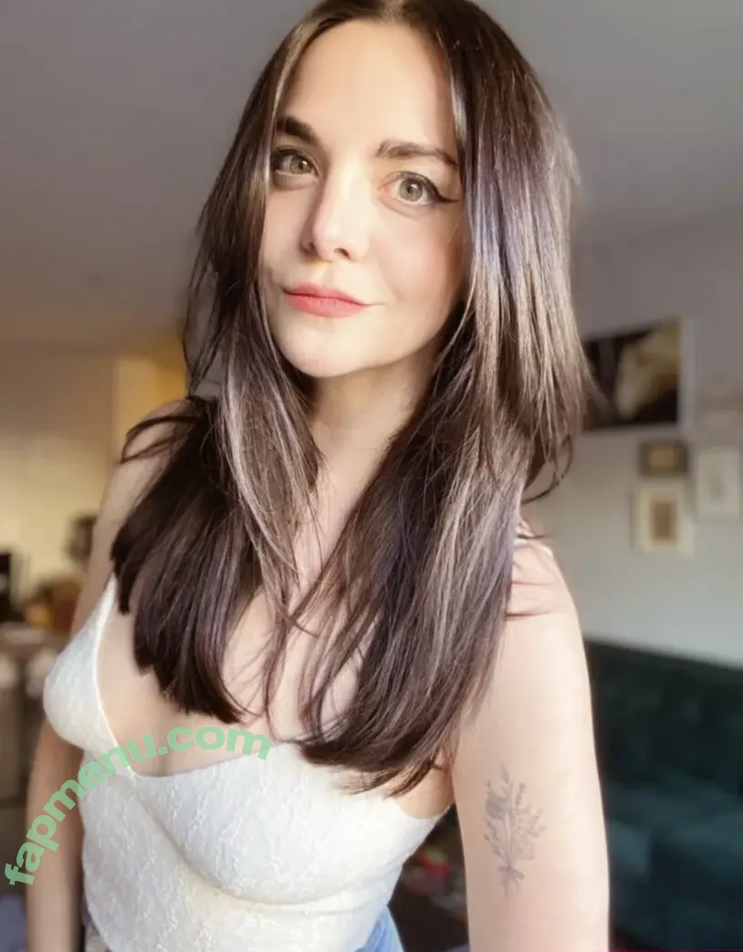 Bailey Meyers nude photo #0043 (bailienvspredator)