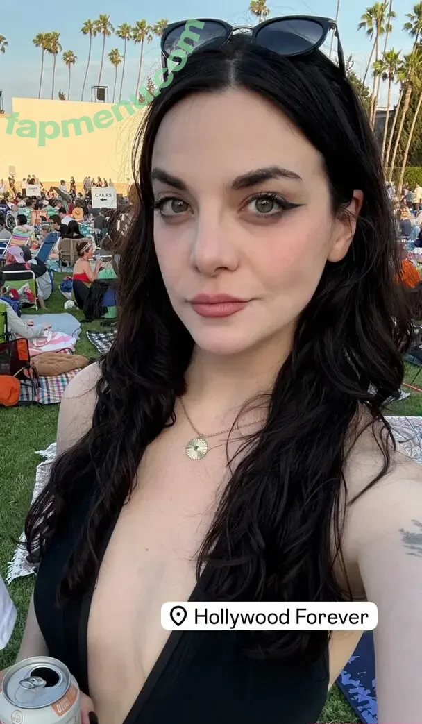 Bailey Meyers nude photo #0057 (bailienvspredator)